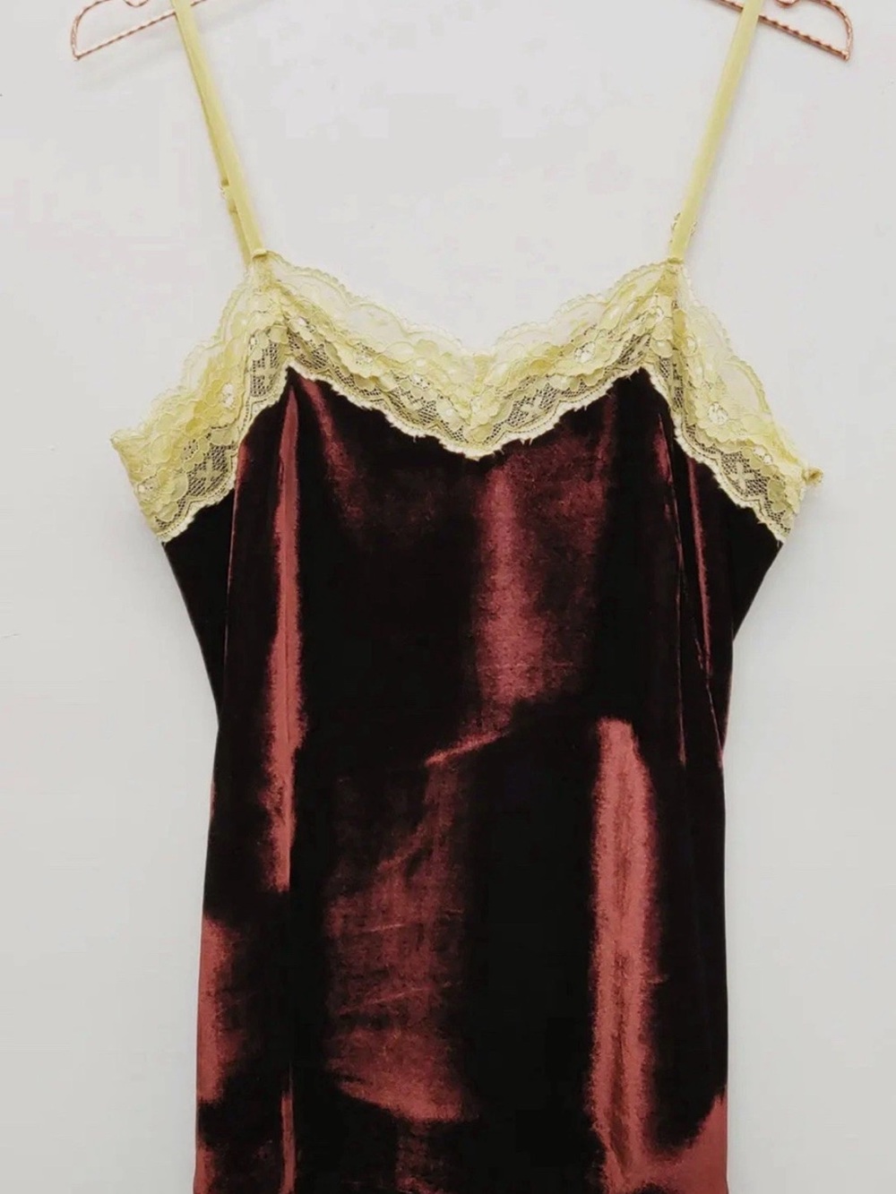 ✨ Aratta Velvet Dreams Cami – Size Large – BNWT ✨